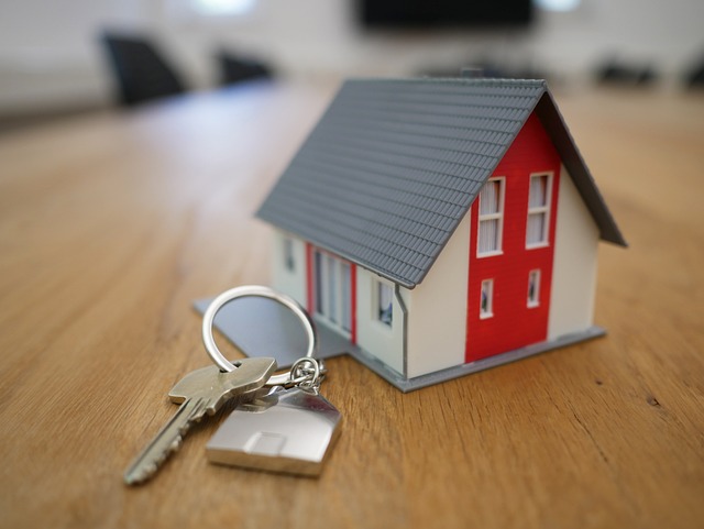 Haus und Hausschlüssel